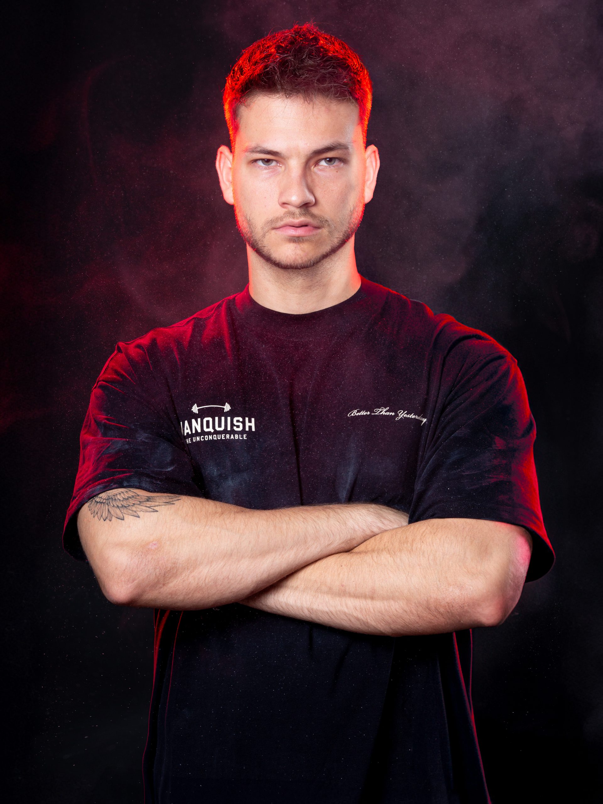 Businessportrait im Fotostudio mit ausdruckstarker Lichtsetzung